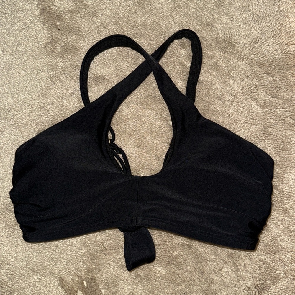 Criss cross black bikini top